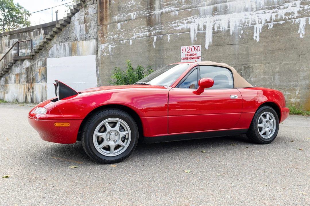 1994 Mazda NA MX-5 Miata - Image 9 of 31