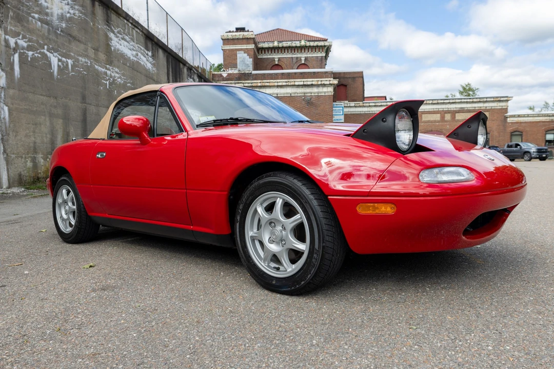 1994 Mazda NA MX-5 Miata - Image 11 of 31