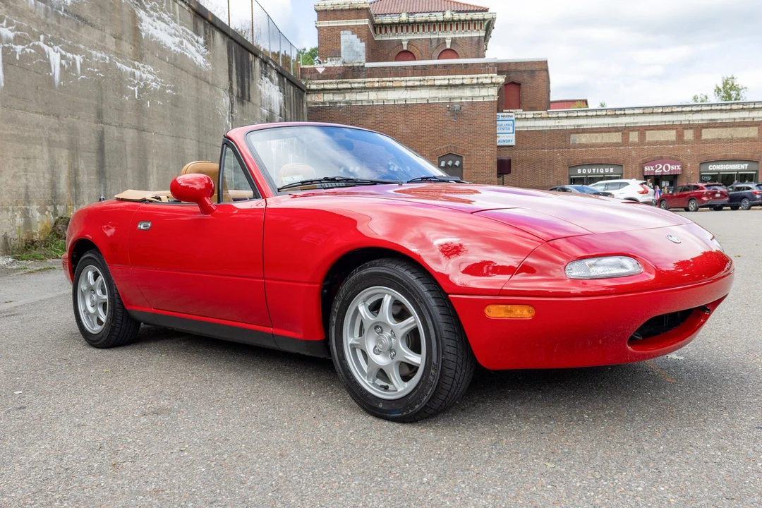 1994 Mazda NA MX-5 Miata - Image 4 of 31