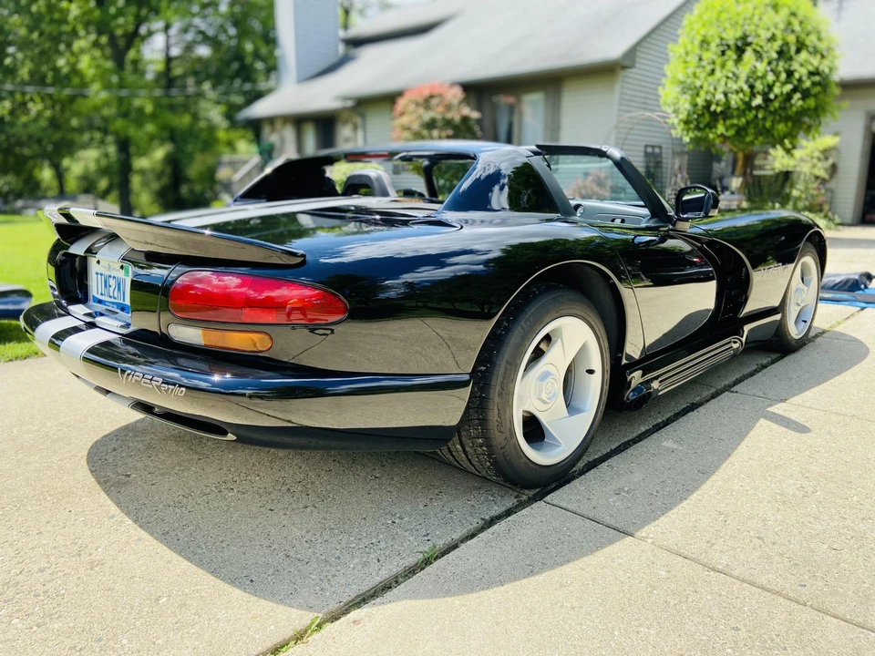 1995 Dodge Viper 1st Gen - Image 15 of 31