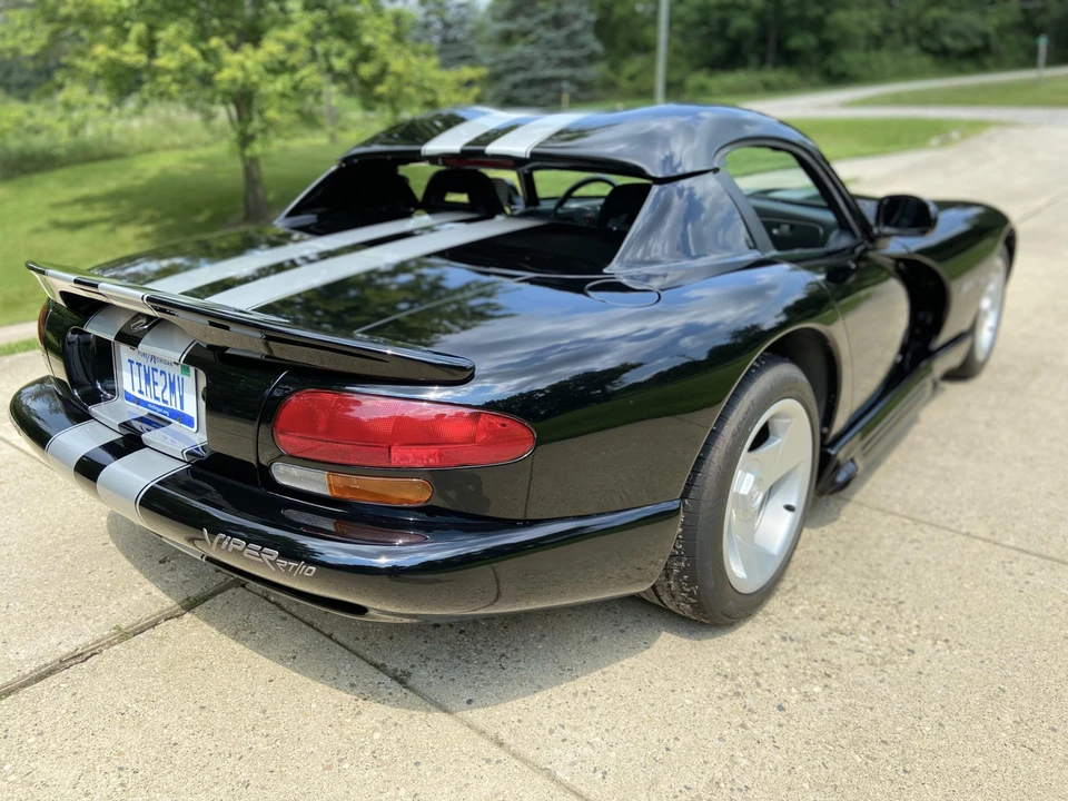 1995 Dodge Viper 1st Gen - Image 14 of 31