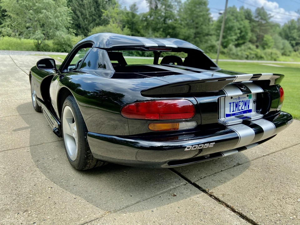 1995 Dodge Viper 1st Gen - Image 22 of 31