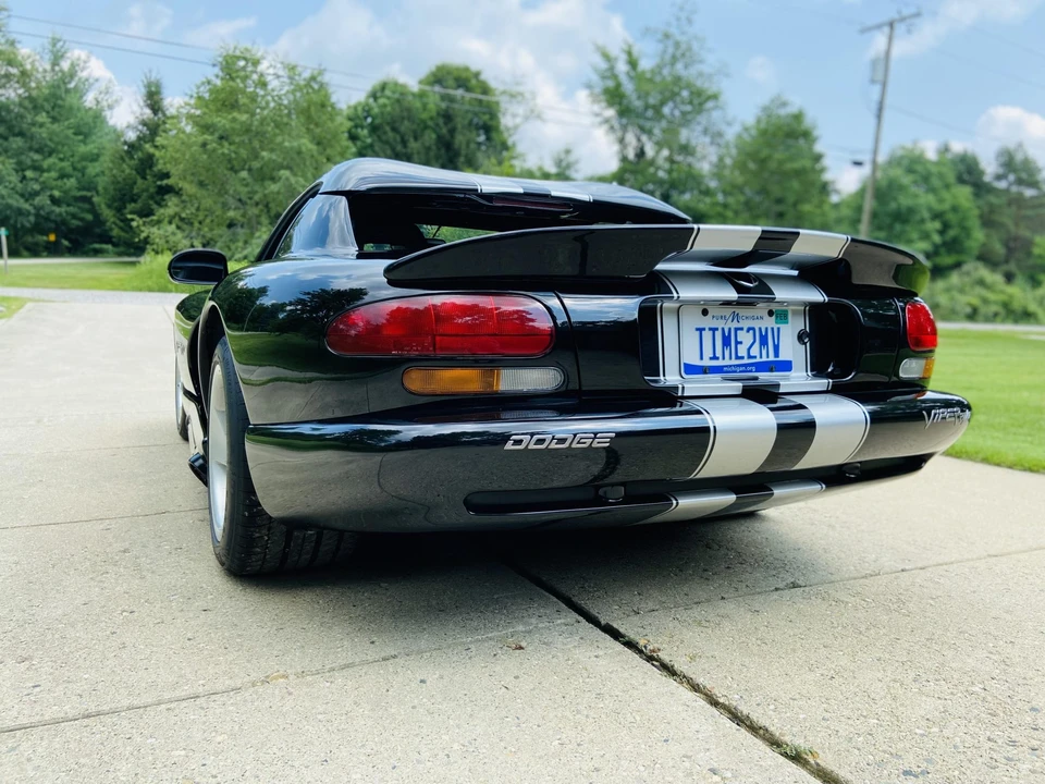 1995 Dodge Viper 1st Gen - Image 21 of 31