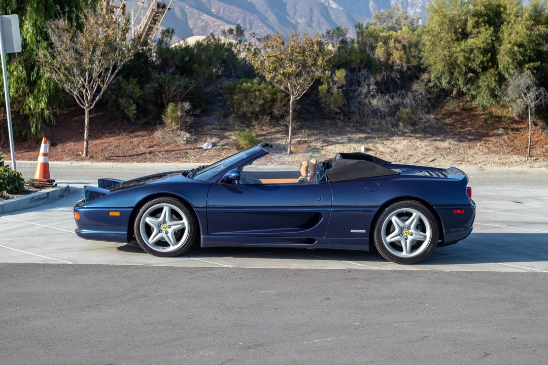 1995 Ferrari F355 Spider - Image 5 of 31