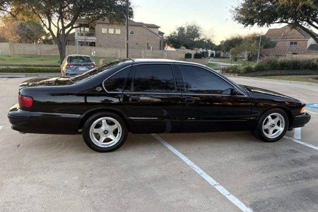 1996 Chevrolet Impala 8th Gen - Image 3 of 8