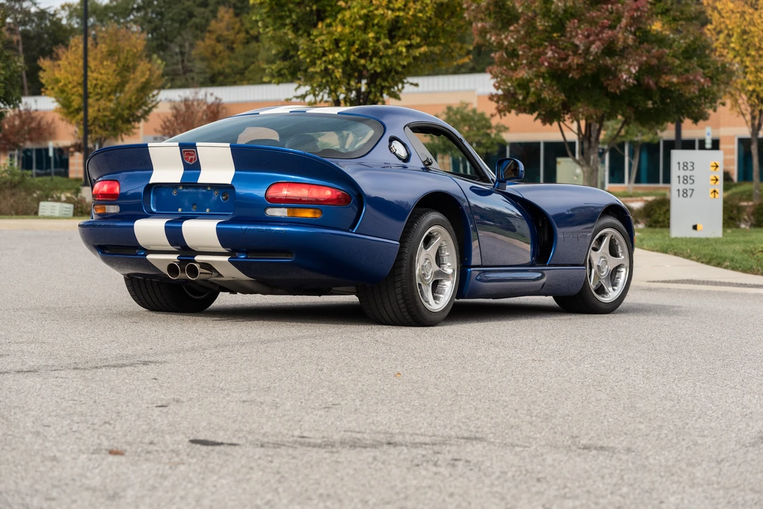 1997 Dodge Viper GTS 2nd Gen - Image 8 of 31