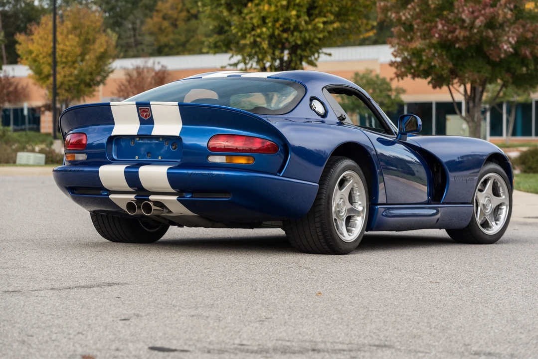 1997 Dodge Viper GTS 2nd Gen - Image 9 of 31