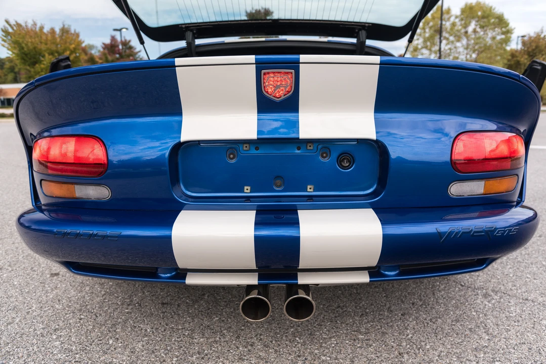 1997 Dodge Viper GTS 2nd Gen - Image 28 of 31