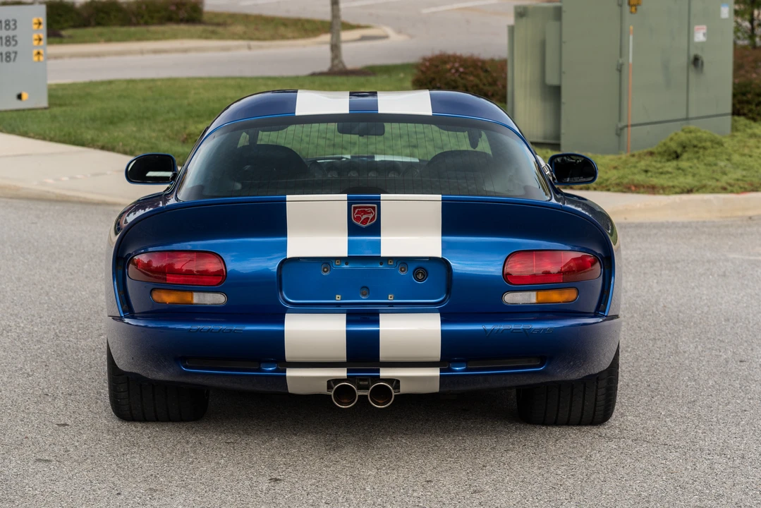 1997 Dodge Viper GTS 2nd Gen - Image 11 of 31