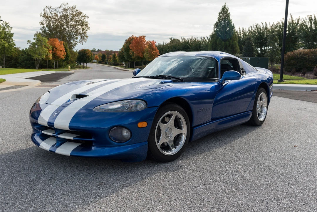 1997 Dodge Viper GTS 2nd Gen - Image 18 of 31