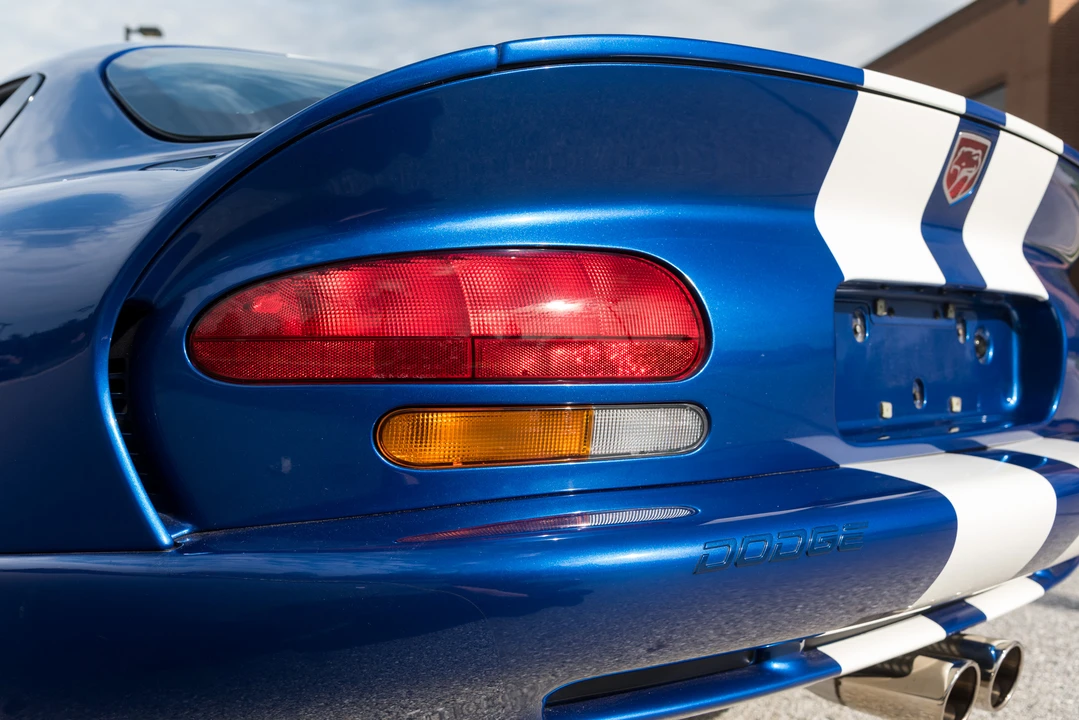 1997 Dodge Viper GTS 2nd Gen - Image 27 of 31