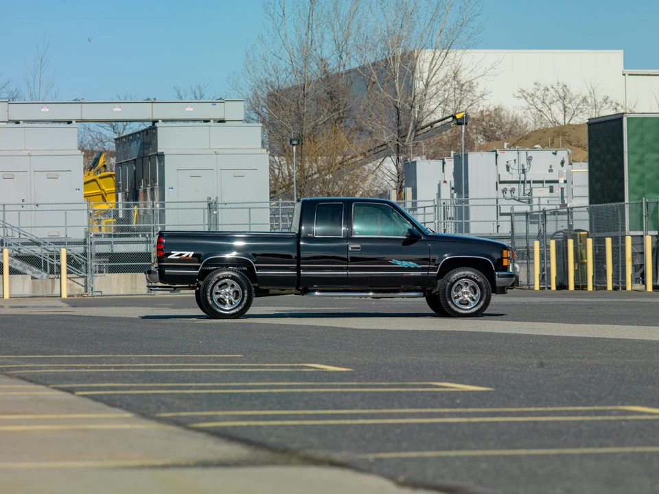1997 GMC Sierra 1st Gen - Image 6 of 31