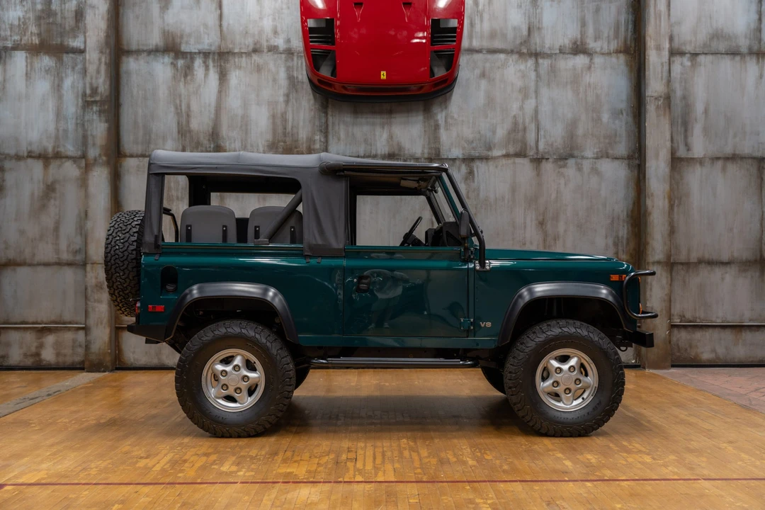 1997 Land Rover Defender 90 - Image 13 of 31
