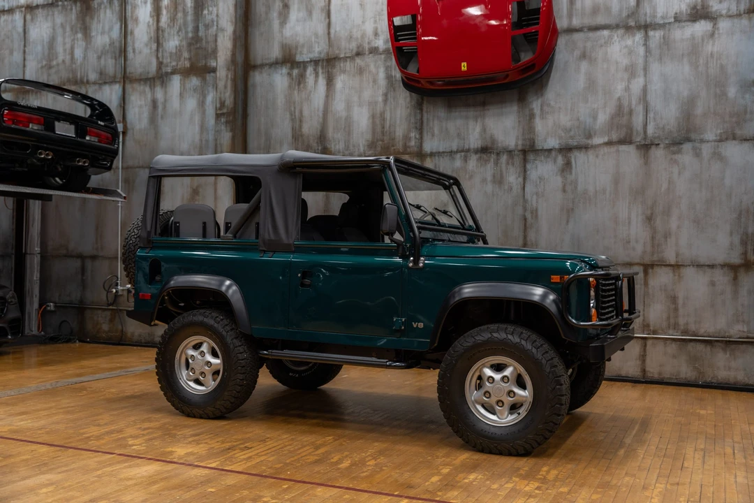 1997 Land Rover Defender 90 - Image 14 of 31
