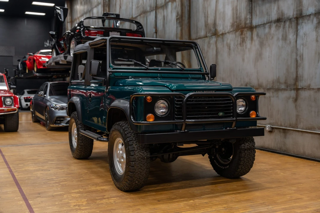 1997 Land Rover Defender 90 - Image 16 of 31