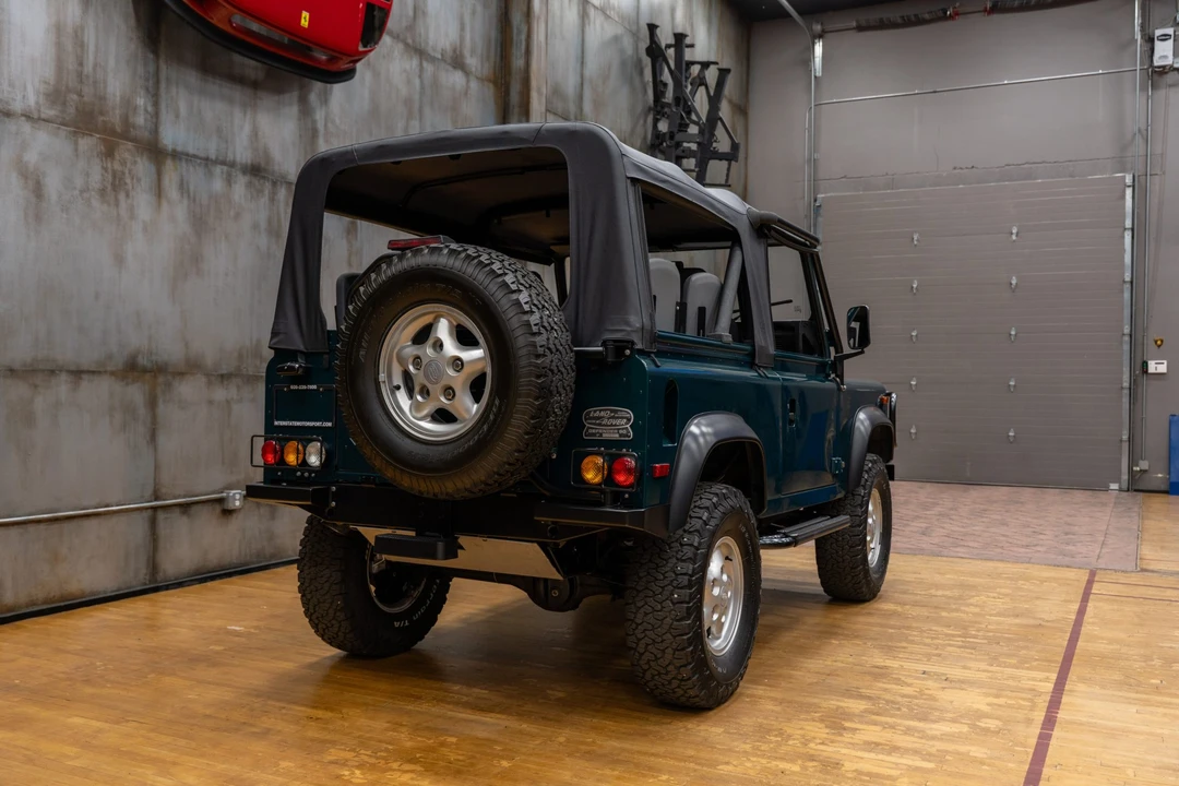 1997 Land Rover Defender 90 - Image 19 of 31
