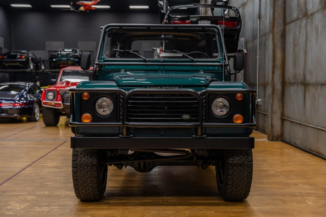 1997 Land Rover Defender 90 - Image 7 of 31