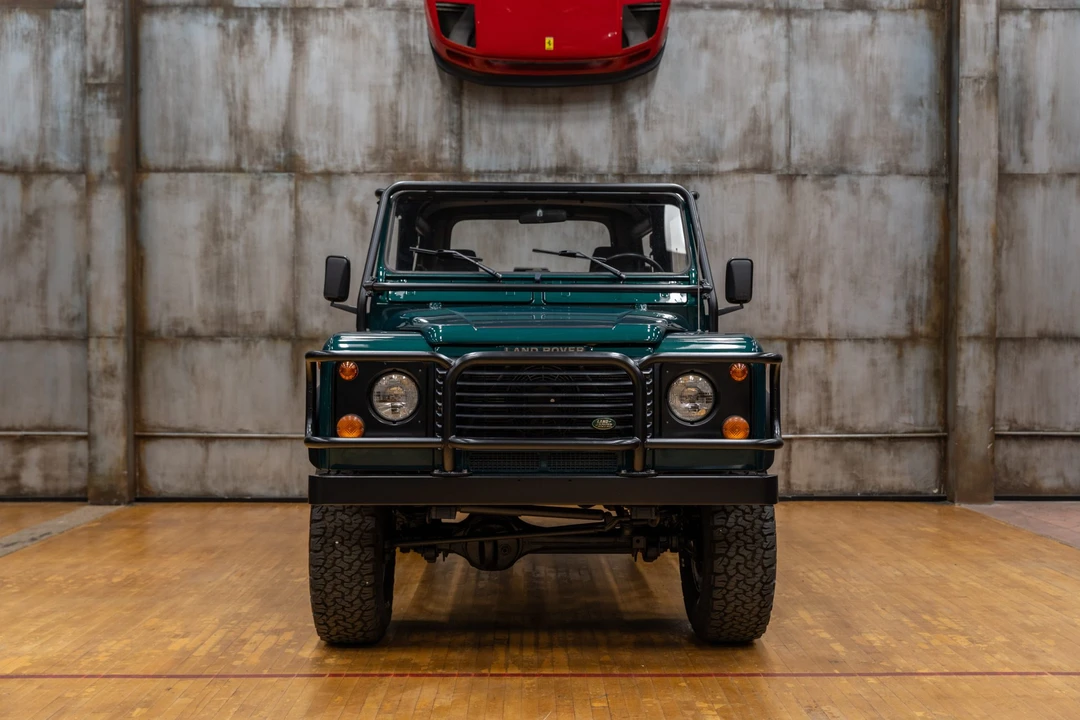 1997 Land Rover Defender 90 - Image 9 of 31