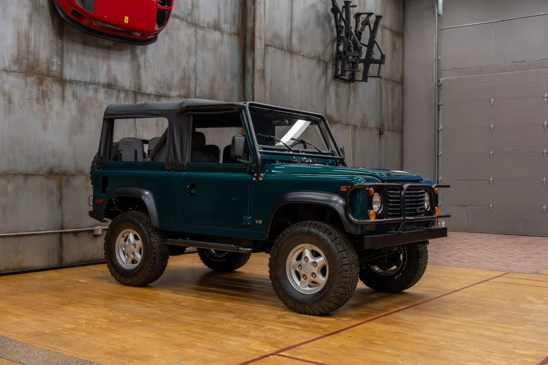 1997 Land Rover Defender 90 - Image 11 of 31