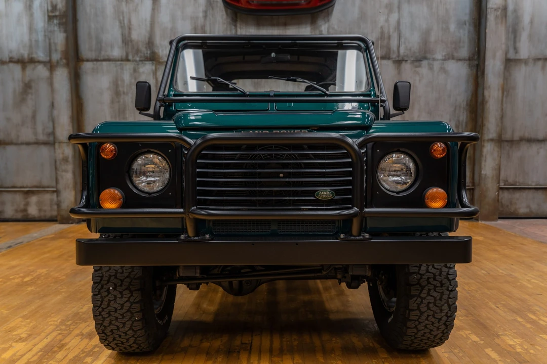 1997 Land Rover Defender 90 - Image 8 of 31