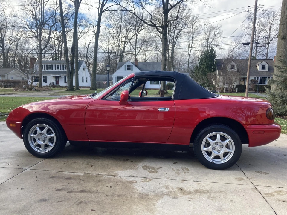 1997 Mazda NA MX-5 Miata - Image 6 of 31