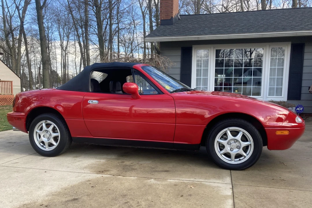 1997 Mazda NA MX-5 Miata - Image 9 of 31