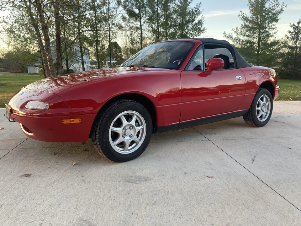 1997 Mazda NA MX-5 Miata - Image 5 of 31