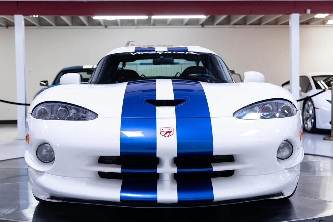 1998 Dodge Viper GTS 2nd Gen - Image 25 of 31