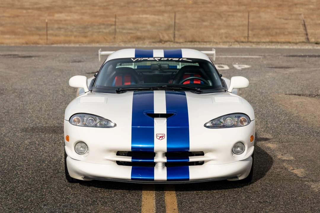 1998 Dodge Viper GTS 2nd Gen - Image 10 of 31