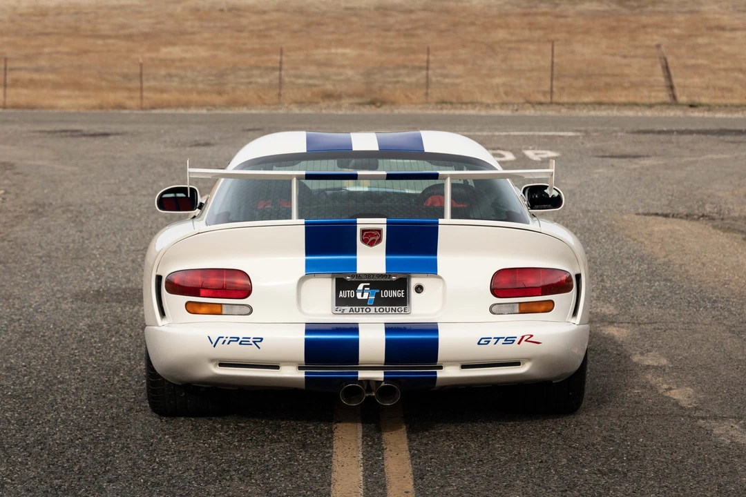 1998 Dodge Viper GTS 2nd Gen - Image 19 of 31