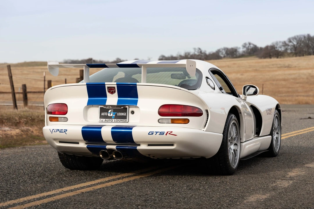 1998 Dodge Viper GTS 2nd Gen - Image 18 of 31