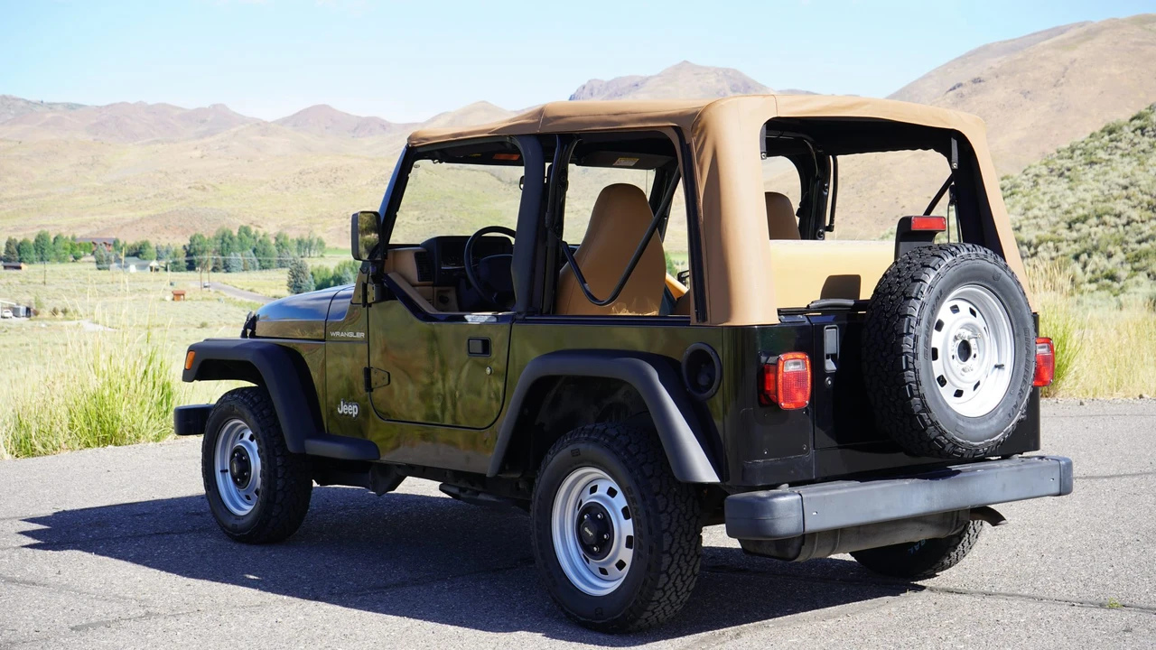 1998 Jeep TJ Wrangler - Image 24 of 31