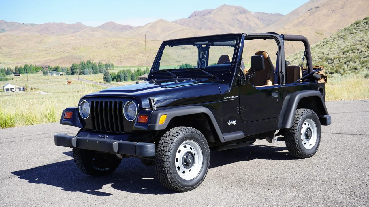 1998 Jeep TJ Wrangler - Image 2 of 31