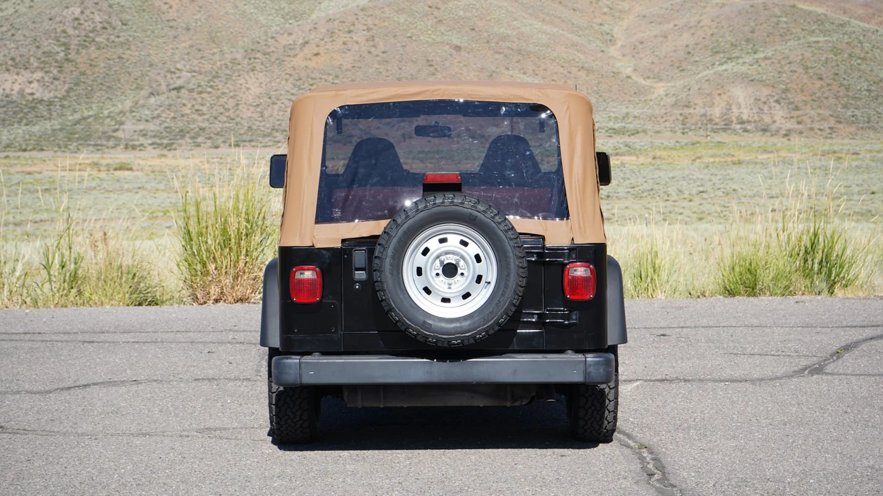 1998 Jeep TJ Wrangler - Image 15 of 31