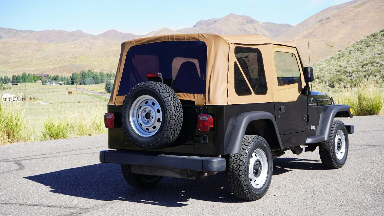 1998 Jeep TJ Wrangler - Image 16 of 31