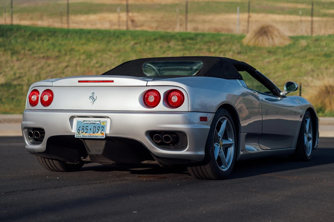 2000 Ferrari 360 Spider - Image 13 of 31