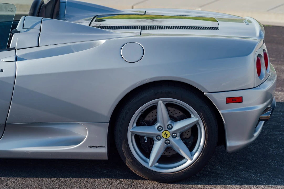 2000 Ferrari 360 Spider - Image 25 of 31