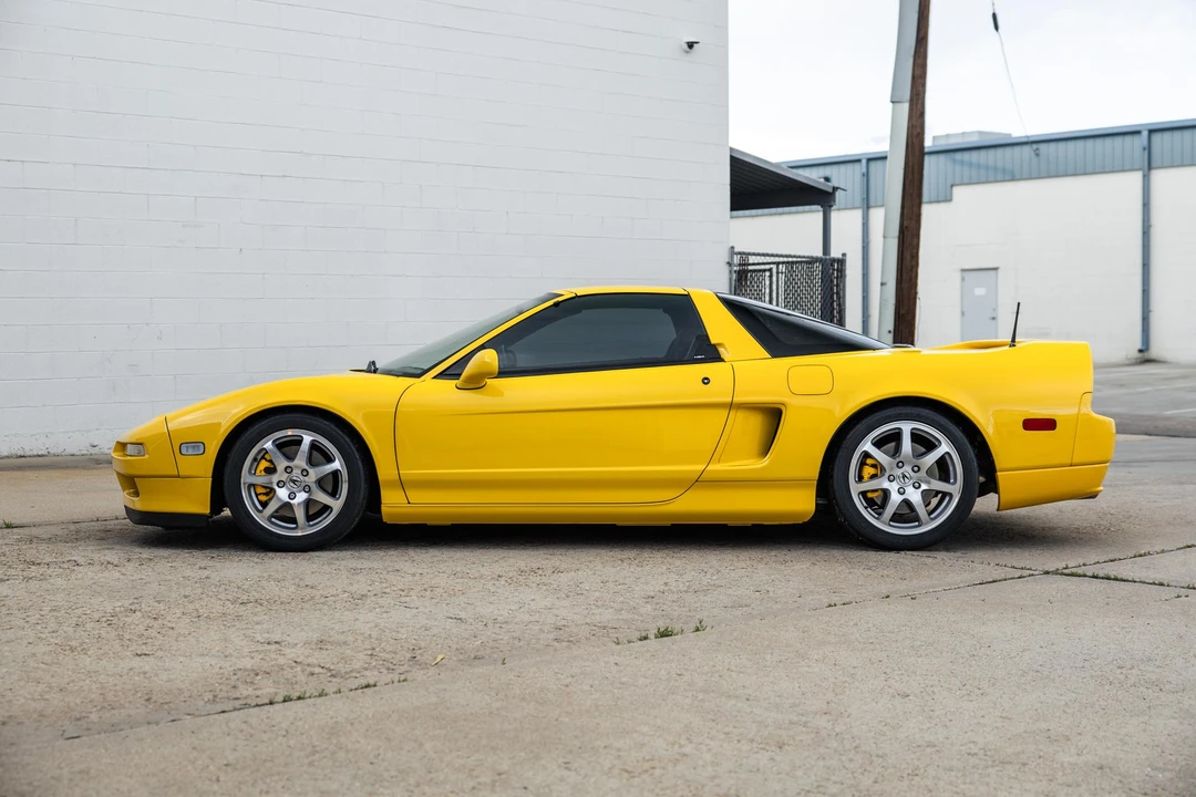 2001 Acura NA2 NSX - Image 13 of 31