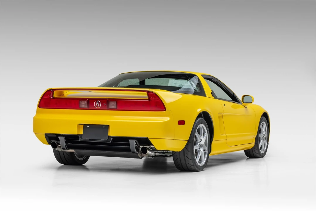 2001 Acura NA2 NSX - Image 17 of 31