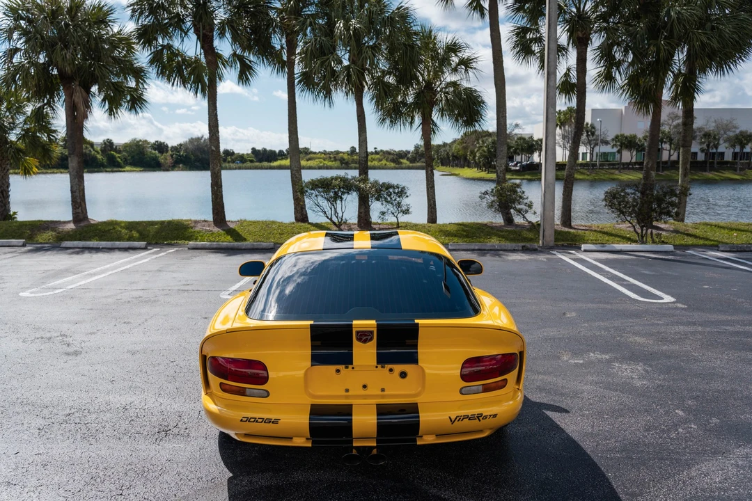 2001 Dodge Viper GTS 2nd Gen - Image 29 of 31