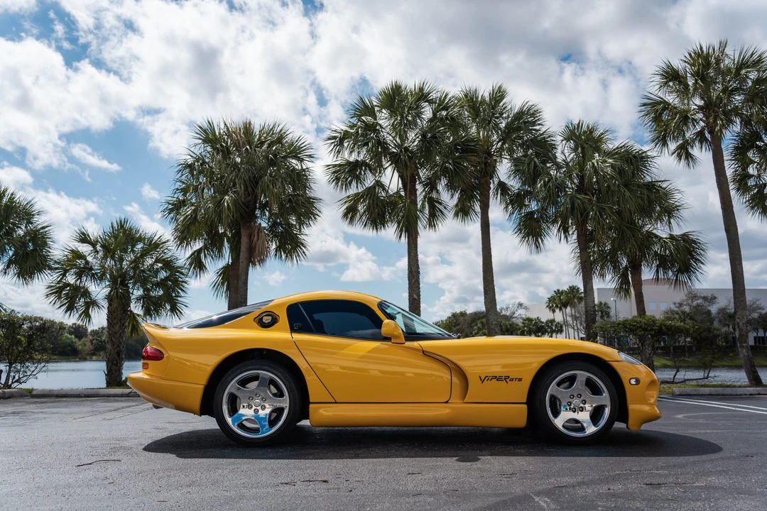 2001 Dodge Viper GTS 2nd Gen - Image 20 of 31