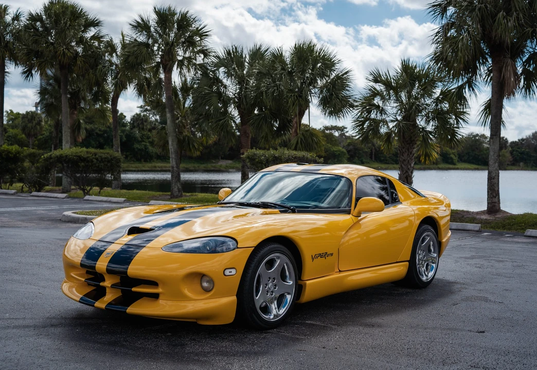2001 Dodge Viper GTS 2nd Gen - Image 3 of 31