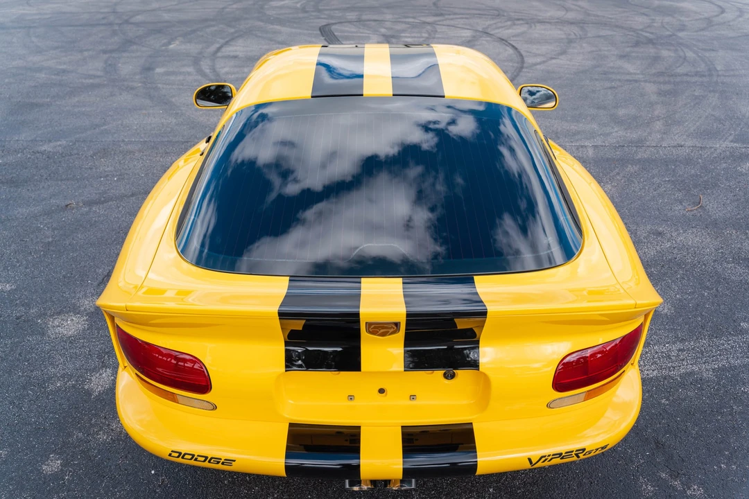 2001 Dodge Viper GTS 2nd Gen - Image 27 of 31