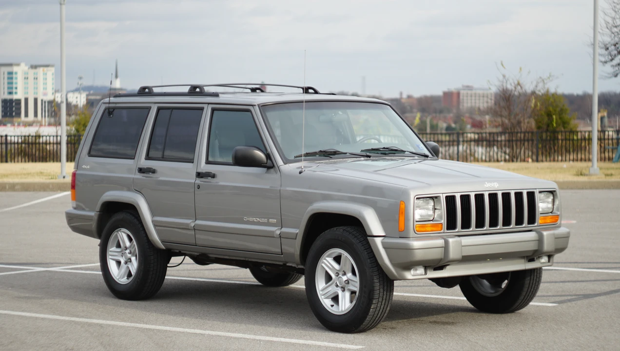2001 Jeep XJ Cherokee - Image 8 of 31