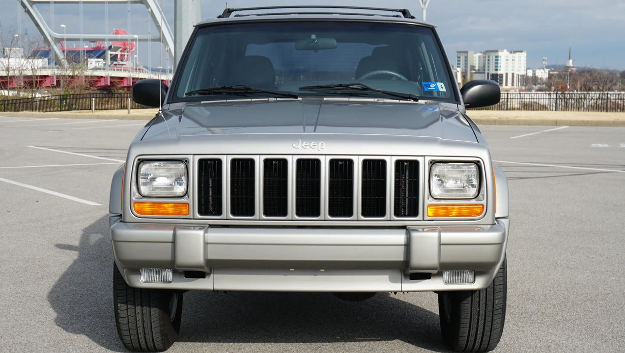 2001 Jeep XJ Cherokee - Image 6 of 31