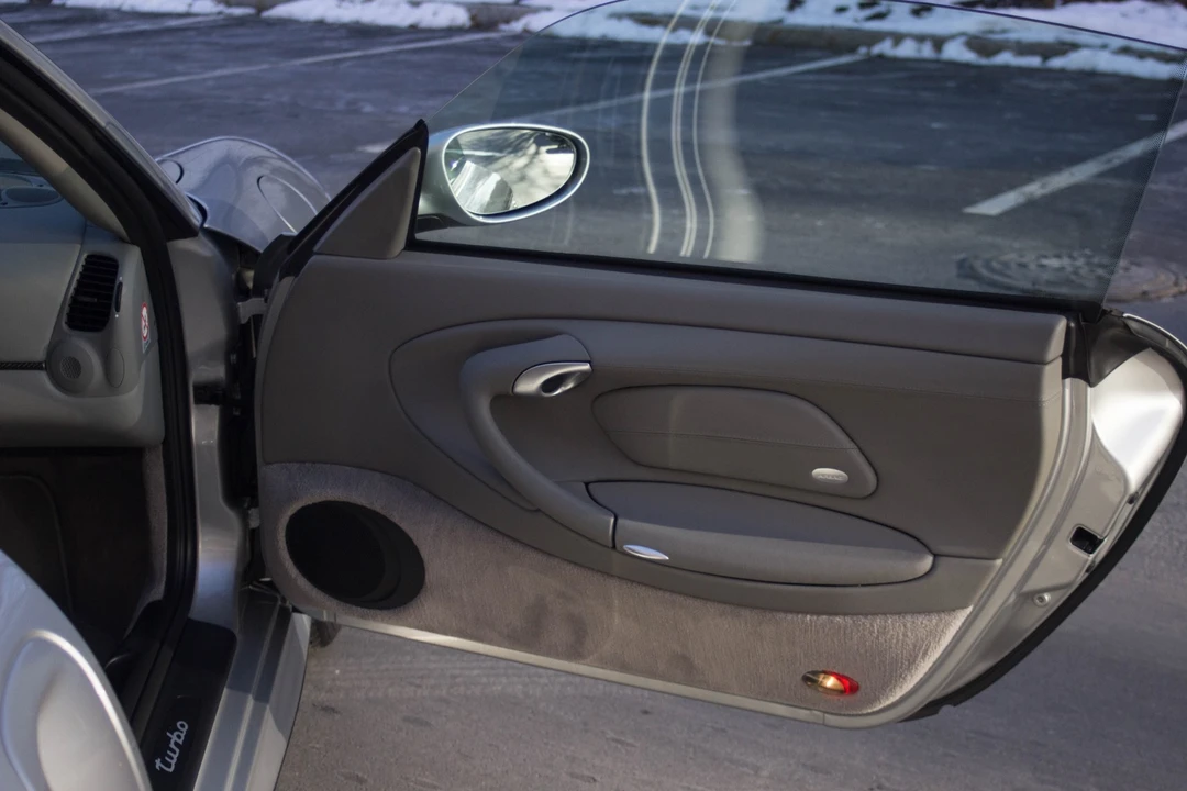 2001 Porsche 996 Turbo - Image 26 of 31
