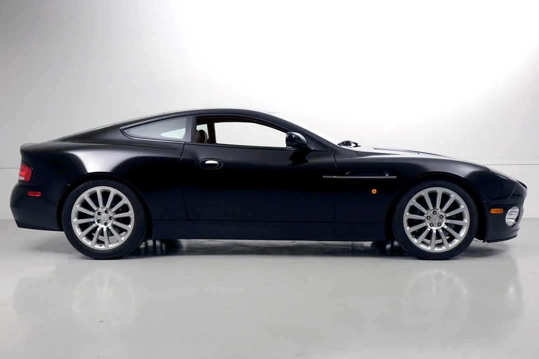 2002 Aston Martin Vanquish 1st Gen - Image 7 of 31