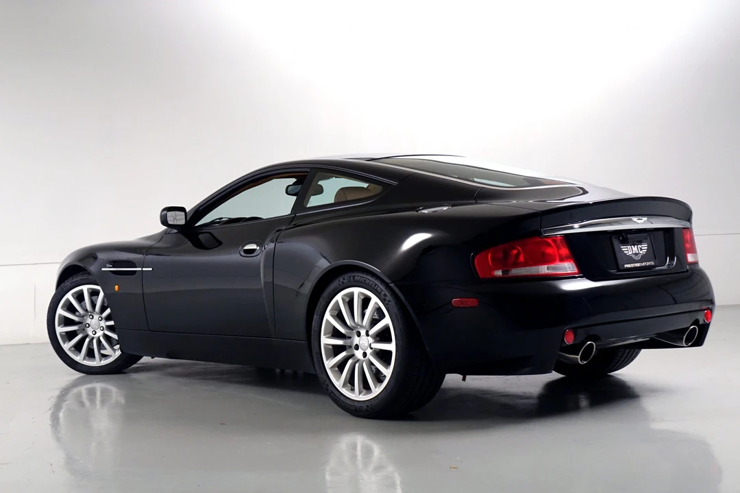 2002 Aston Martin Vanquish 1st Gen - Image 11 of 31