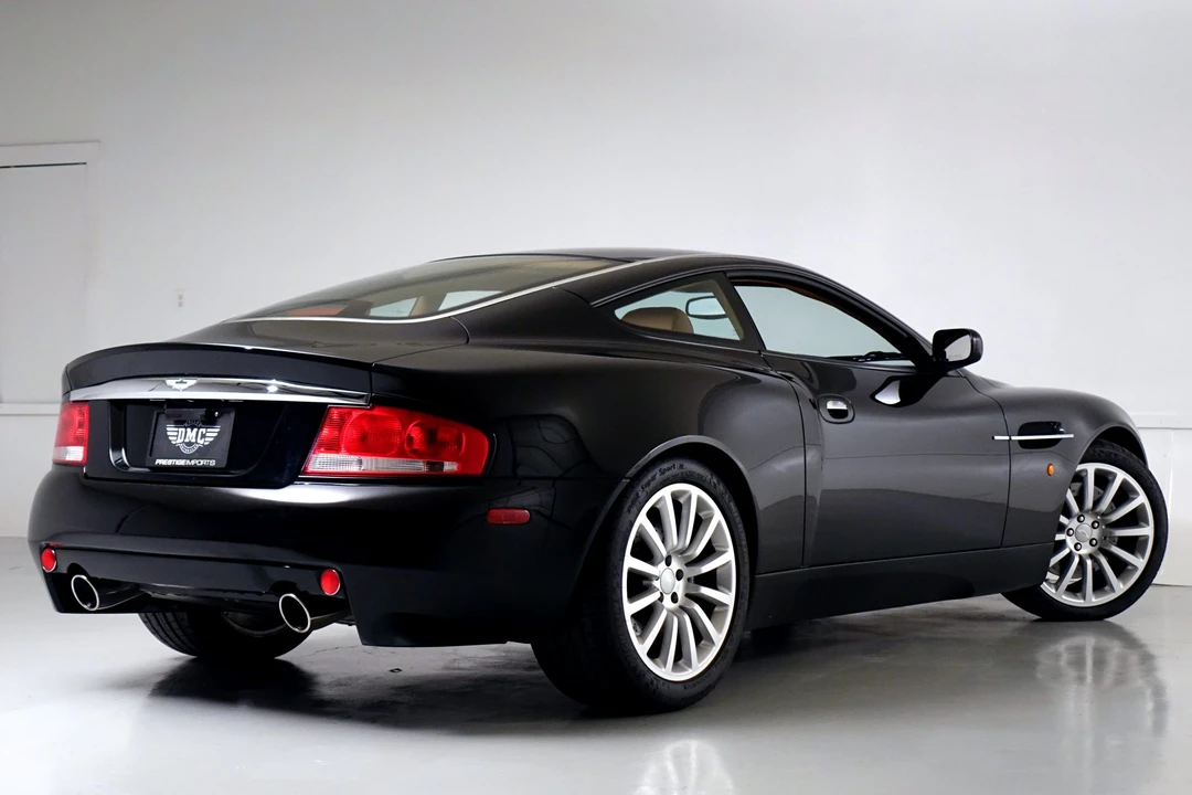 2002 Aston Martin Vanquish 1st Gen - Image 8 of 31