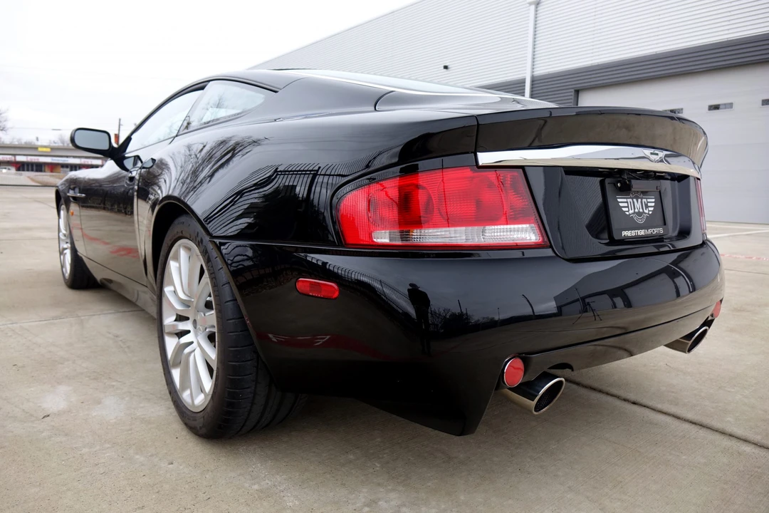 2002 Aston Martin Vanquish 1st Gen - Image 13 of 31